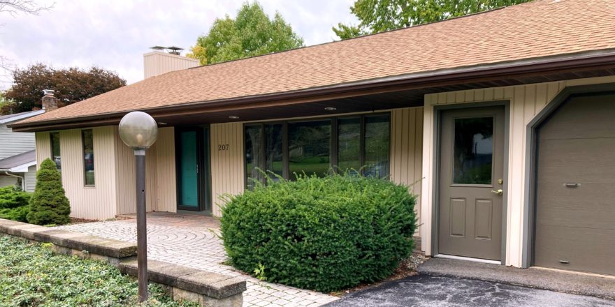 Exterior of house 207 E Doris Avenue