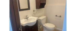 220-E-Doris-bathroom-1